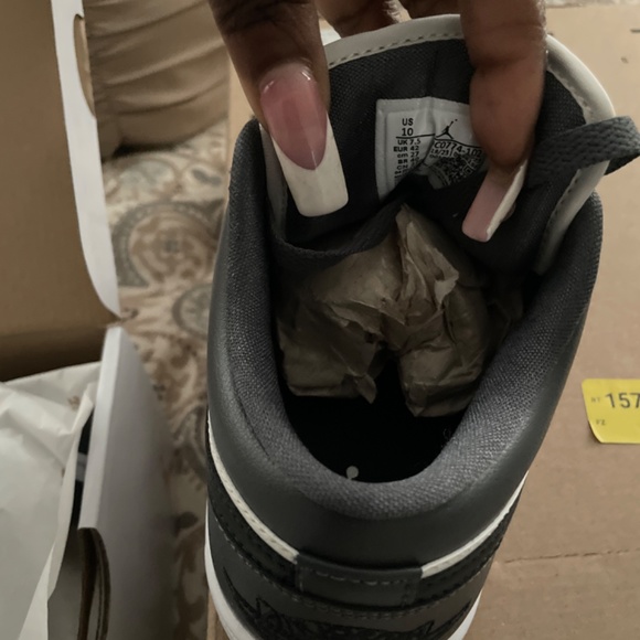 Jordan 1 women size 10 - Picture 2 of 2